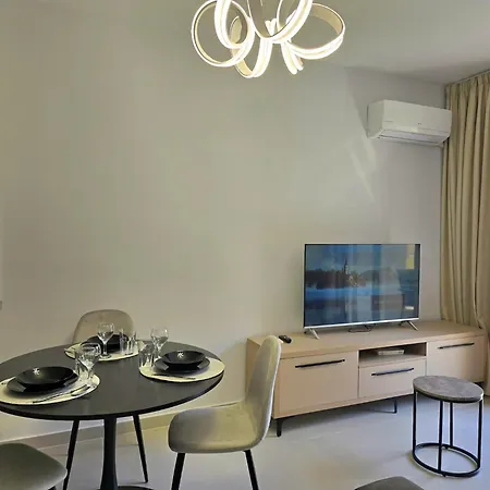 Apartment Chic With Balcony By The Adriatic Golem (Tirana)