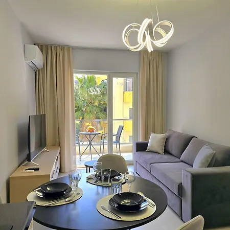 Chic With Balcony By The Adriatic Apartment